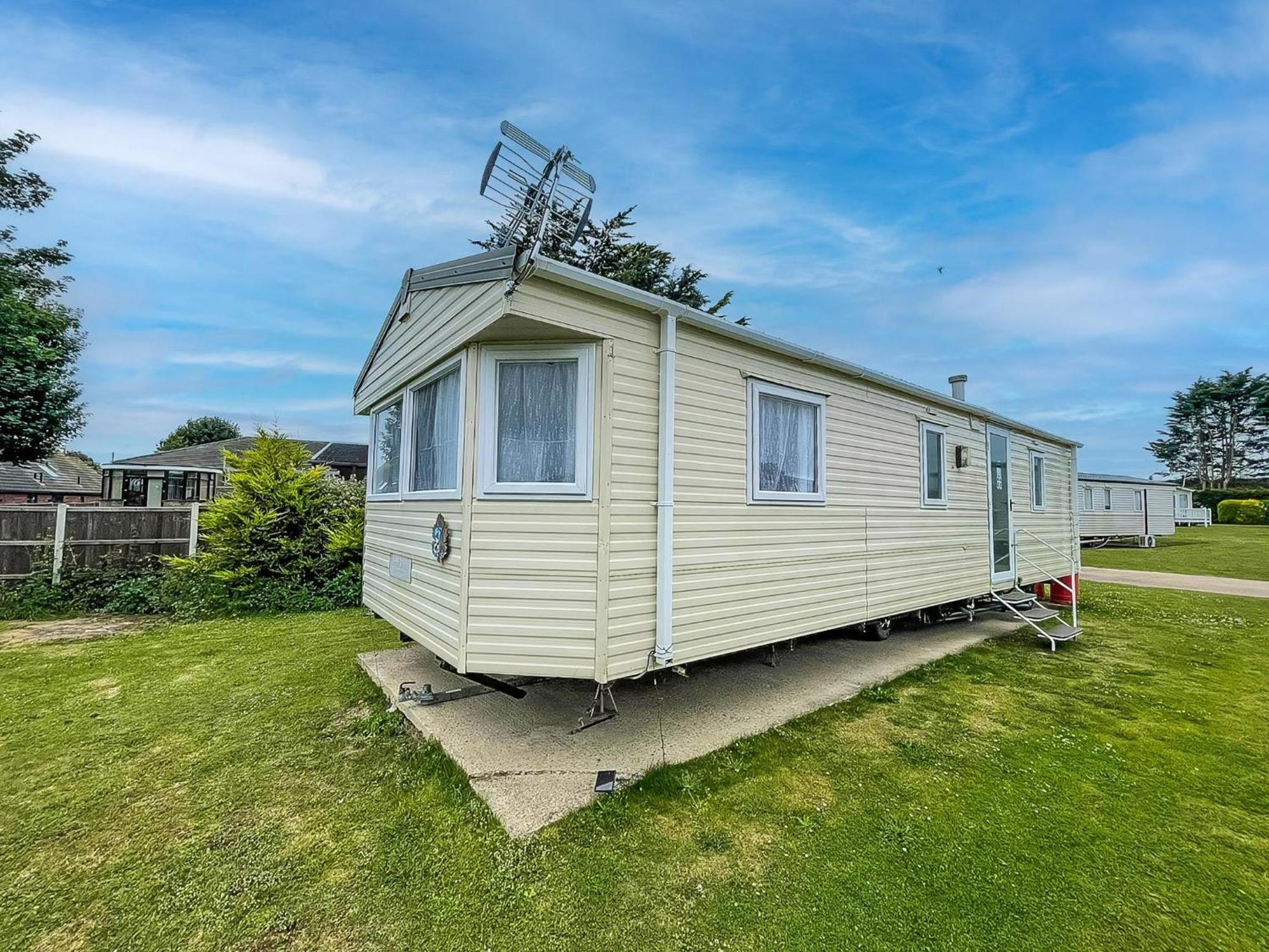 Great Caravan At Breydon Water Holiday Park, Ref 10086B Belton with Browston Экстерьер фото